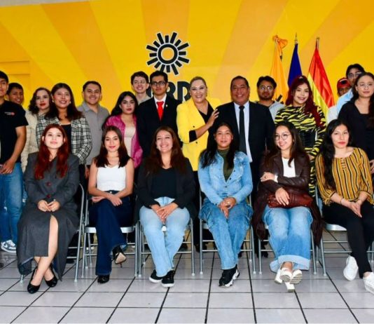 Jóvenes profesionistas se suman al PRD Michoacán para construir un mejor futuro