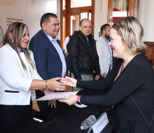 Congreso del Estado y STASPLE entregan constancias por capacitación a sus trabajadores