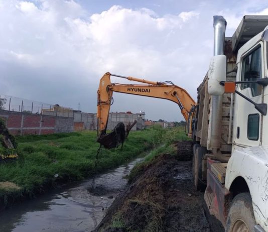 Ooapas refuerza acciones preventivas con limpieza del dren Gertrudis Sánchez