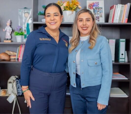 Dayana Pérez da seguimiento al Programa de Vivienda para el Bienestar en Salvador Escalante
