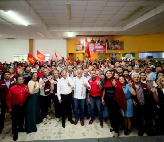Morelia se pinta de rojo; PT arropa al profe Morón en el Distrito 10: Hugo Rangel