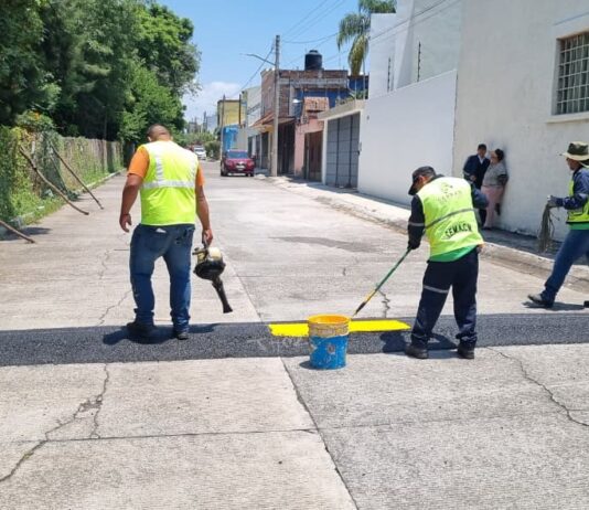 Gobierno de Morelia atiende solicitudes ciudadanas con balizamiento de reductores de velocidad