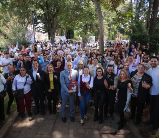 Presenta Giulianna Bugarini su Segundo Informe Legislativo en Morelia