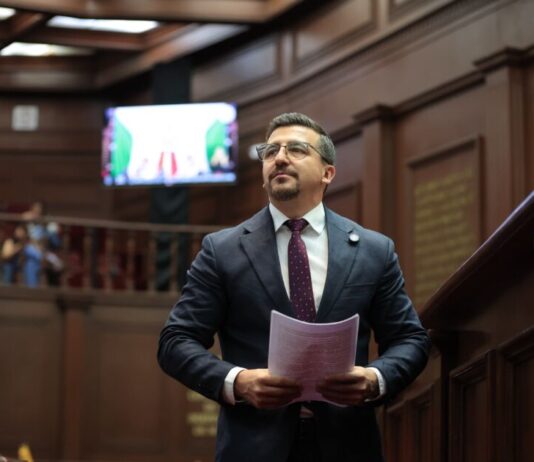 21 iniciativas respaldan segundo año de trabajo legislativo de Toño Mendoza