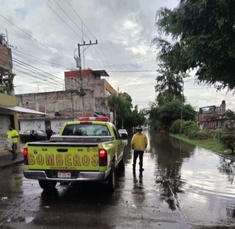 Brigadas municipales atienden reportes por fuerte lluvia en Morelia
